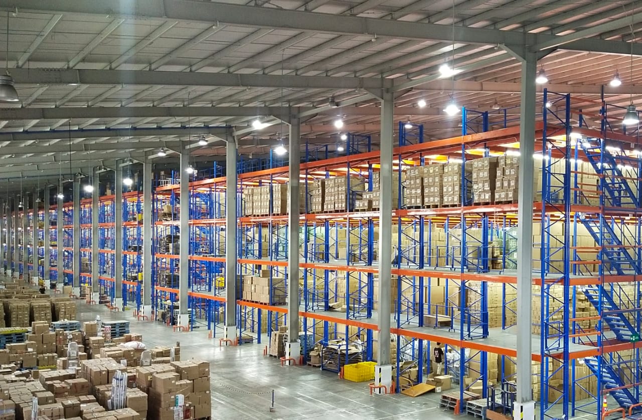 Pallet Racking 01